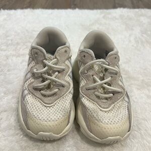 Adidas toddler sneakers
